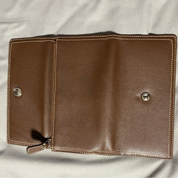 Authentic Coach wallet - Picture 3 of 5